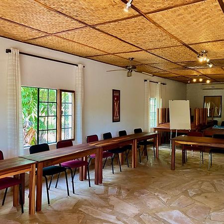 Tambuti lodge Rundu Bagian luar foto