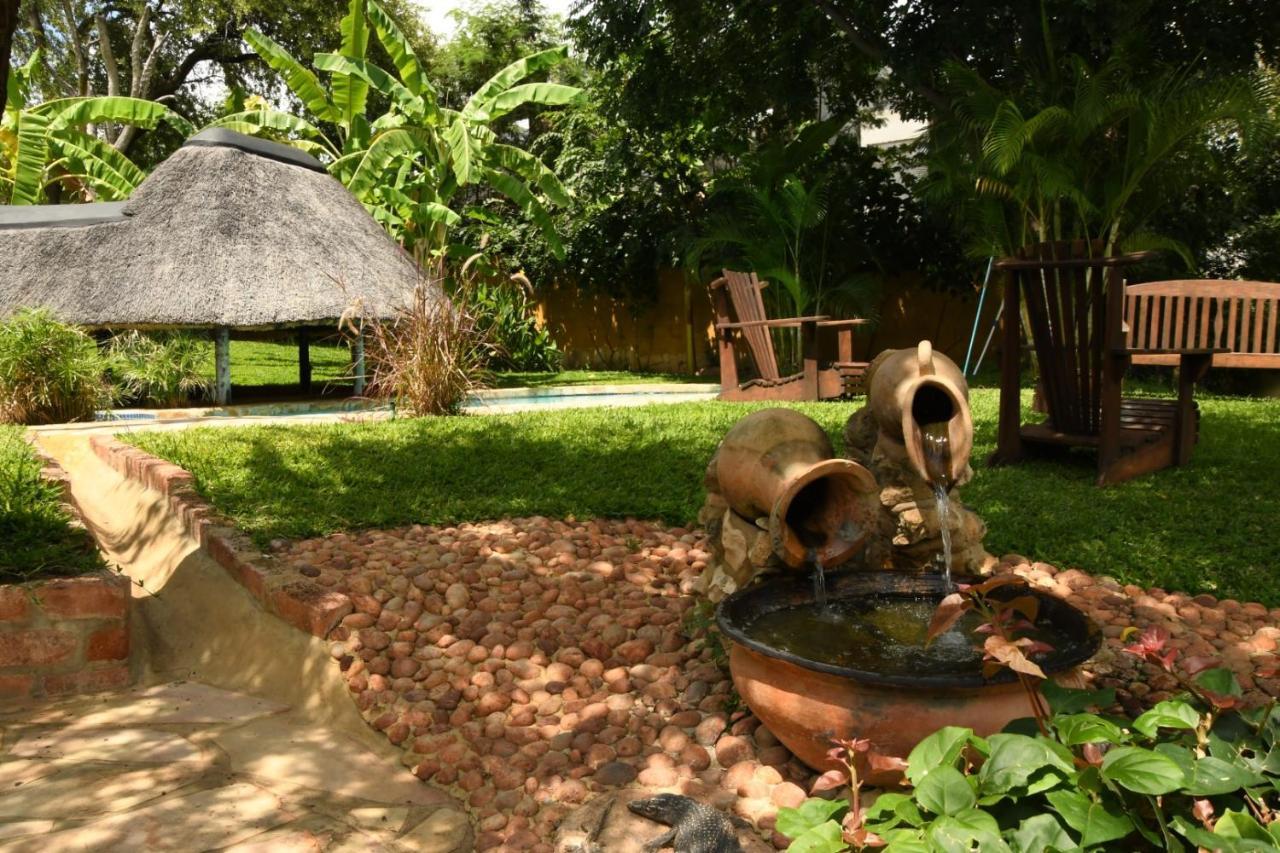 Tambuti lodge Rundu Bagian luar foto