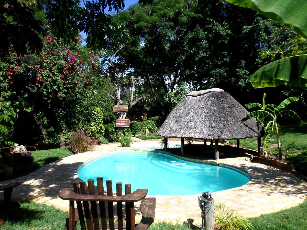 Tambuti lodge Rundu Bagian luar foto