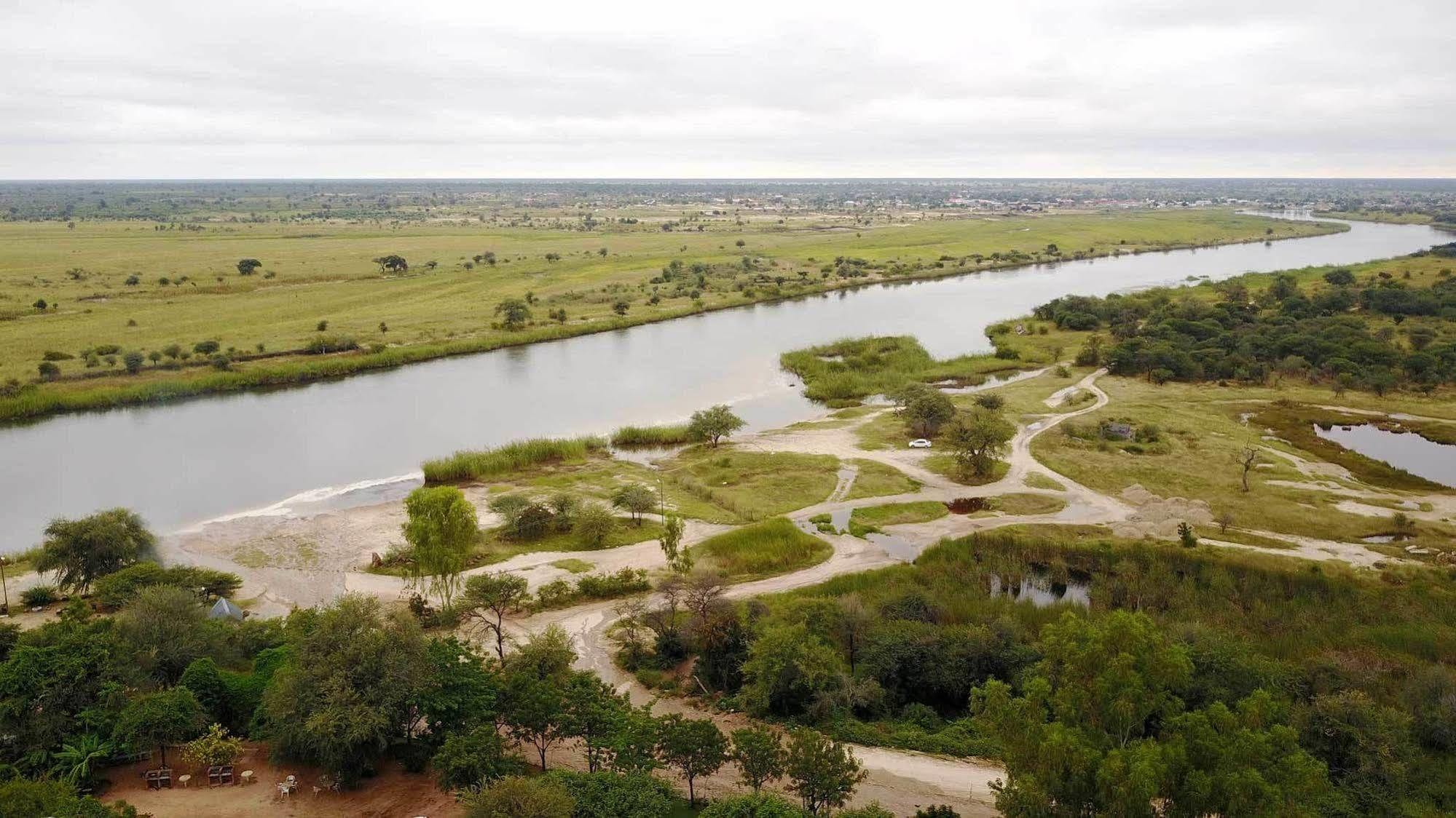 Tambuti lodge Rundu Bagian luar foto